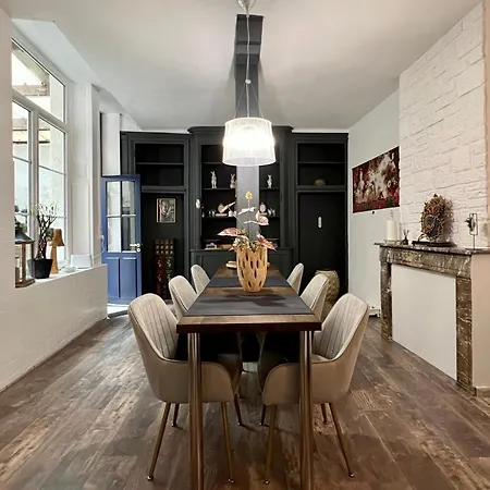 La De Notre Dame Au Pied Du Chateau Panzió Sedan