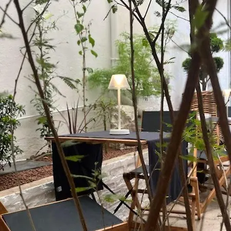 La De Notre Dame Au Pied Du Chateau 4* Sedan