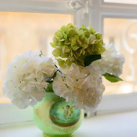 La De Notre Dame Au Pied Du Chateau 4*