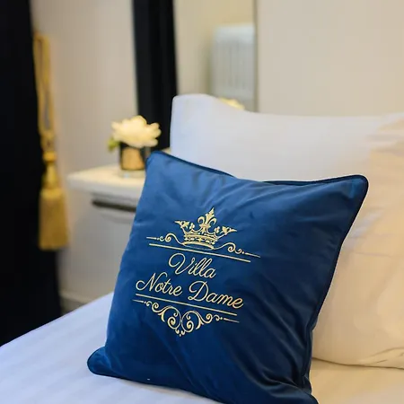 La De Notre Dame Au Pied Du Chateau 4* Sedan