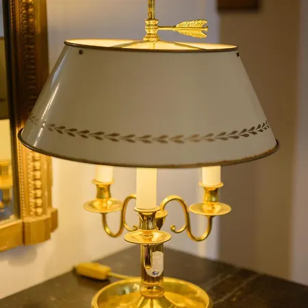 Couette-café La De Notre Dame Au Pied Du Chateau 4*