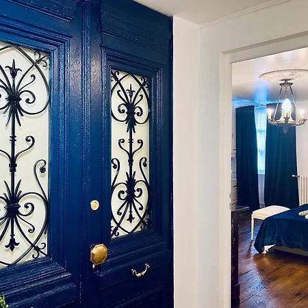 Panzió La De Notre Dame Au Pied Du Chateau 4*